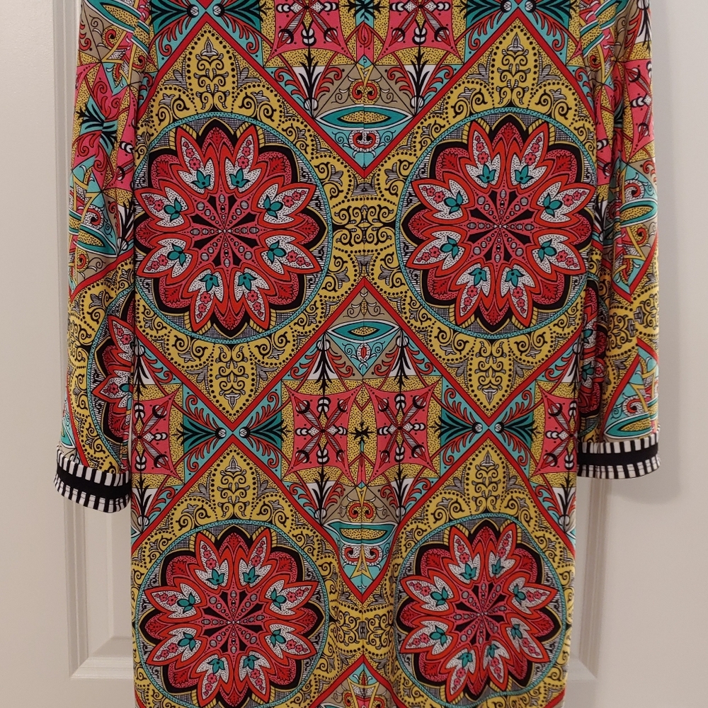 Dress - Picture 3 of 4